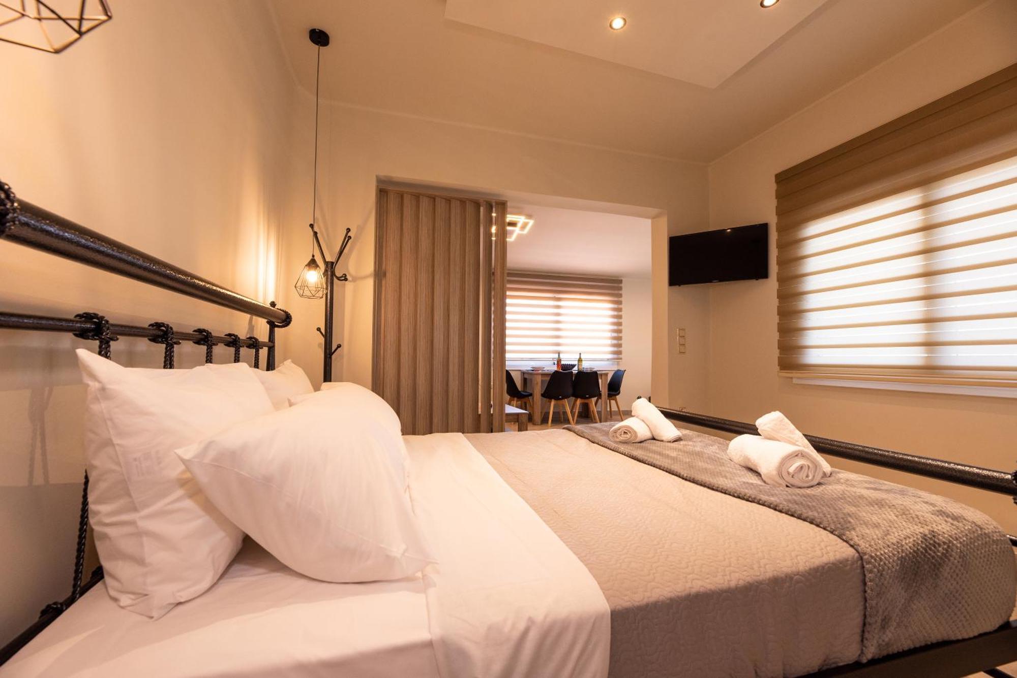 Demi'S Apartments Near Athen'S Airport Artemida  Bagian luar foto